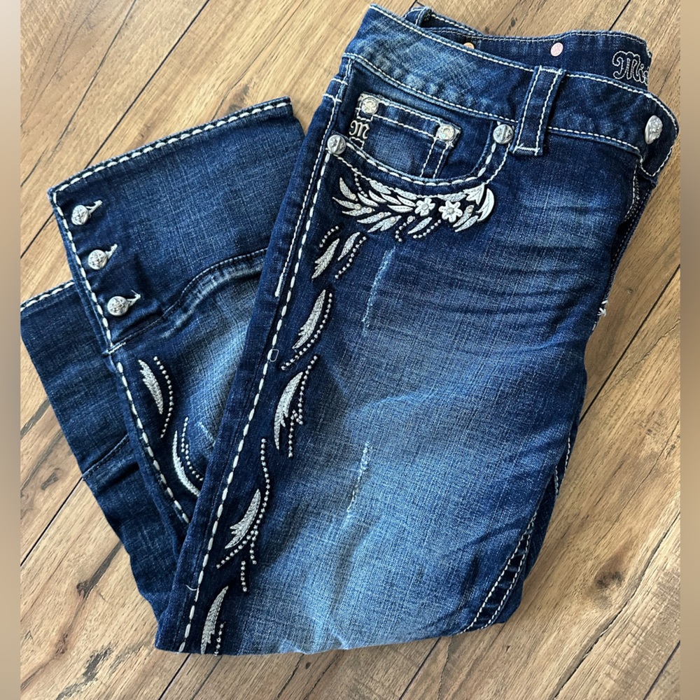 ⚡️Miss Me JP5543P Capri Jeans Size 31